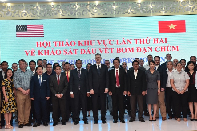 Đại sứ Mỹ khẳng định cam kết hỗ trợ Việt Nam khắc phục hậu quả sau chiến tranh - 3 Đại sứ Mỹ khẳng định cam kết hỗ trợ Việt Nam khắc phục hậu quả sau chiến tranh - 3