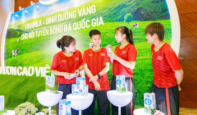 Chúc mừng Đội tuyển nữ Quốc gia Việt Nam giành ngôi Quán quân giải bóng đá vô địch Đông Nam Á 2019 – Vươn cao bản lĩnh Việt Nam - 3 Chúc mừng Đội tuyển nữ Quốc gia Việt Nam giành ngôi Quán quân giải bóng đá vô địch Đông Nam Á 2019 – Vươn cao bản lĩnh Việt Nam - 3