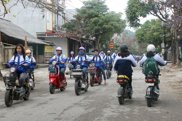 Honda Việt Nam chung tay trao gần 2 triệu mũ bảo hiểm, chào đón trẻ lớp 1 vào năm học mới - 1 Honda Việt Nam chung tay trao gần 2 triệu mũ bảo hiểm, chào đón trẻ lớp 1 vào năm học mới - 1