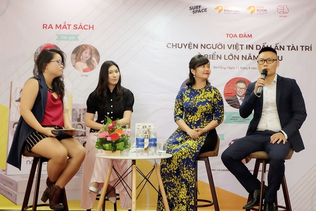 Cuộc trò chuyện truyền cảm hứng tại buổi ra mắt sách Rạng danh tài trí Việt năm châu - 4 Cuộc trò chuyện truyền cảm hứng tại buổi ra mắt sách Rạng danh tài trí Việt năm châu - 4