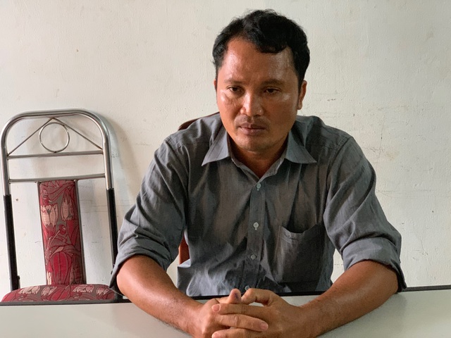 Thương lái trái cây giả danh Äại tá công an lừa âchạy viá»câ - 1
