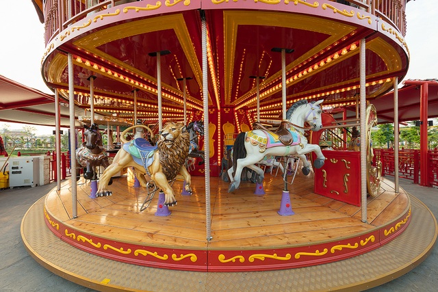 Cực shock dịp 2/9: Giá vé vào công viên Dragon Park và công viên nước Typhoon Water Park chỉ 100.000 đồng - 2 Cực shock dịp 2/9: Giá vé vào công viên Dragon Park và công viên nước Typhoon Water Park chỉ 100.000 đồng - 2