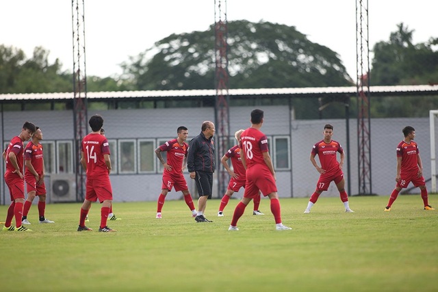 HLV Park Hang Seo gặp riêng Anh Đức, Văn Lâm tự tin đấu Thái Lan - 8 HLV Park Hang Seo gặp riêng Anh Đức, Văn Lâm tự tin đấu Thái Lan - 8