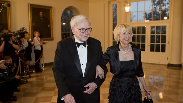 6 bài học đắt giá từ tỷ phú huyền thoại Warren Buffett - 1 6 bài học đắt giá từ tỷ phú huyền thoại Warren Buffett - 1