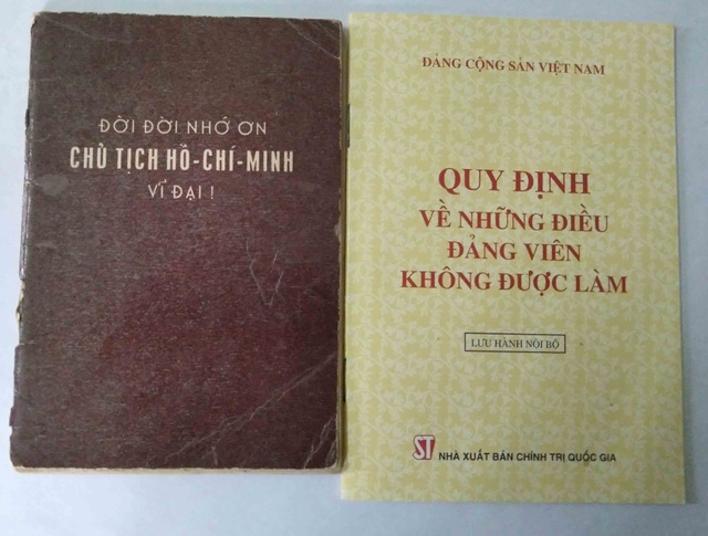 Cuốn sách đặc biệt trong tủ sách của gia đình tôi - 1 Cuốn sách đặc biệt trong tủ sách của gia đình tôi - 1