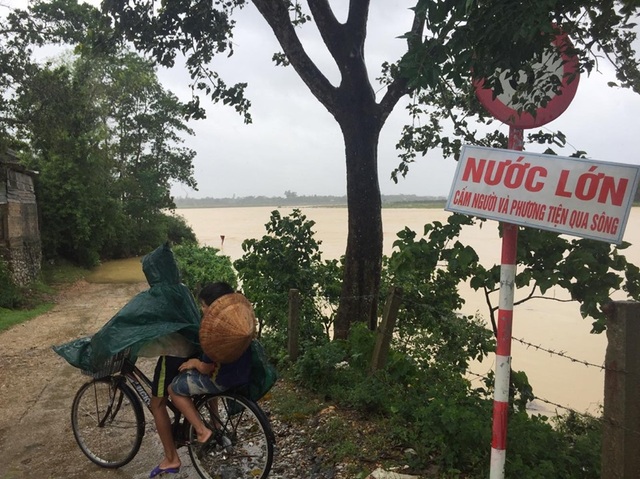 Hà Tĩnh: Các trường đồng loạt cho học sinh nghỉ học vì mưa lớn - 2 Hà Tĩnh: Các trường đồng loạt cho học sinh nghỉ học vì mưa lớn - 2