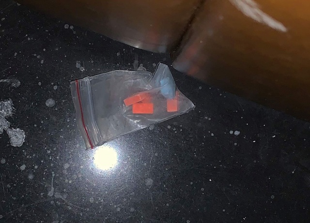 Hàng chục người dương tính với ma túy trong quán bar ở Sài Gòn - 2 Hàng chục người dương tính với ma túy trong quán bar ở Sài Gòn - 2