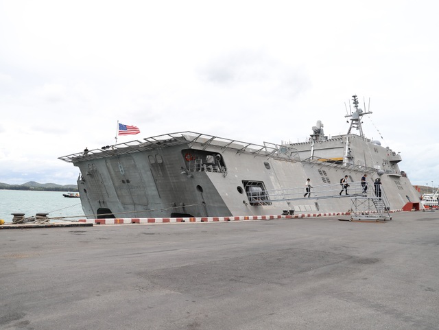 Tàu tuần duyên hiện đại nhất của Hải quân Mỹ diễn tập với ASEAN - 1 Tàu tuần duyên hiện đại nhất của Hải quân Mỹ diễn tập với ASEAN - 1