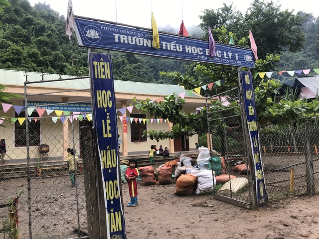 Nhiều trường sẽ hoãn khai giảng năm học mới vì mưa lũ - 3 Nhiều trường sẽ hoãn khai giảng năm học mới vì mưa lũ - 3