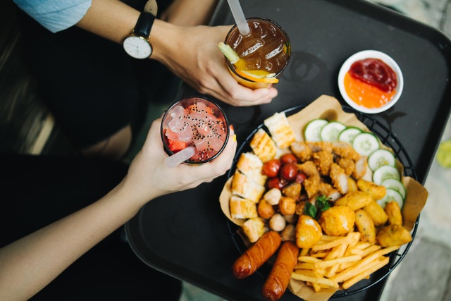 Chán trà sữa, giới trẻ lại đổ xô đi uống trà chanh kiểu mới - 4 Chán trà sữa, giới trẻ lại đổ xô đi uống trà chanh kiểu mới - 4