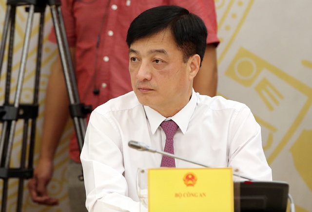Kiểm tra việc lạm dụng quỹ, chi tiền quà biếu của nguyên Giám đốc Công an Sóc Trăng - 1 Kiểm tra việc lạm dụng quỹ, chi tiền quà biếu của nguyên Giám đốc Công an Sóc Trăng - 1