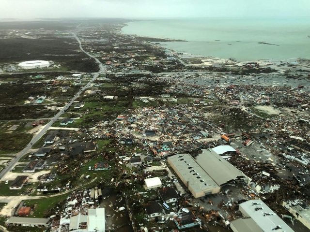 Bahamas đổ nát như “ngày tận thế” vì siêu bão “quái vật” Dorian - 2 Bahamas đổ nát như “ngày tận thế” vì siêu bão “quái vật” Dorian - 2