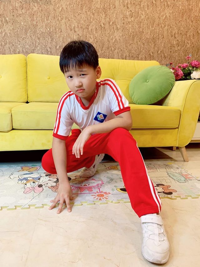 Sao Việt đưa con đến trường ngày khai giảng - 6 Sao Việt đưa con đến trường ngày khai giảng - 6