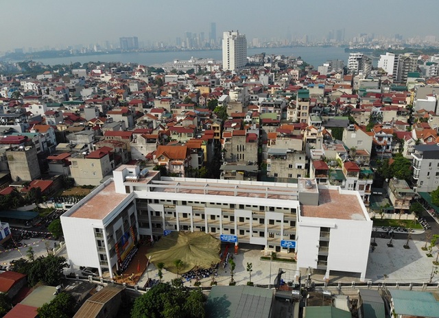 Khai giảng đầu tiên ở nhà mới của ngôi trường từng 60 năm học nhờ trong đình - 5 Khai giảng đầu tiên ở nhà mới của ngôi trường từng 60 năm học nhờ trong đình - 5