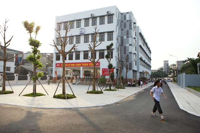 Khai giảng đầu tiên ở nhà mới của ngôi trường từng 60 năm học nhờ trong đình - 7 Khai giảng đầu tiên ở nhà mới của ngôi trường từng 60 năm học nhờ trong đình - 7