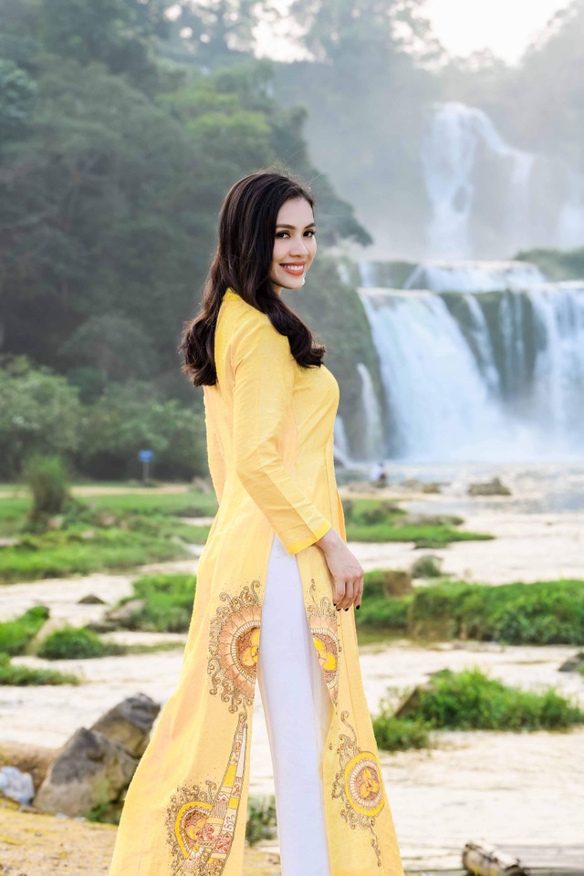 Lệ Hằng, Hoàng My, Trương Thị May “đọ dáng” - 2 Lệ Hằng, Hoàng My, Trương Thị May “đọ dáng” - 2