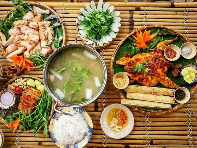 TPHCM: Nhà hàng đông khách “đột biến” trước trận Việt Nam – Thái Lan - 3 TPHCM: Nhà hàng đông khách “đột biến” trước trận Việt Nam – Thái Lan - 3