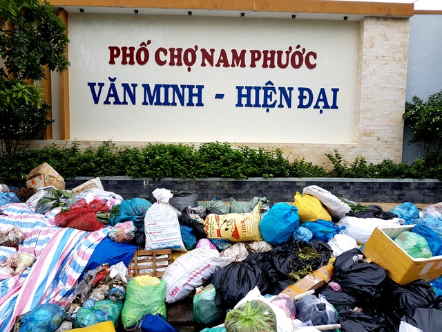 Rác thải ùn ứ khắp nơi ở Quảng Nam Rác thải ùn ứ khắp nơi ở Quảng Nam