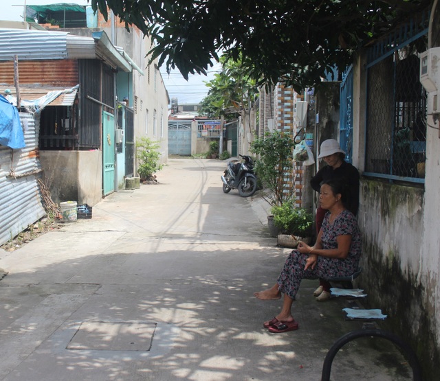 Hai anh em bị nhóm người chém gục giữa đường - 1 Hai anh em bị nhóm người chém gục giữa đường - 1