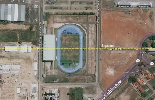Sân vận động đặc biệt nhất thế giới nằm trên cả hai bán cầu - 2 Sân vận động đặc biệt nhất thế giới nằm trên cả hai bán cầu - 2