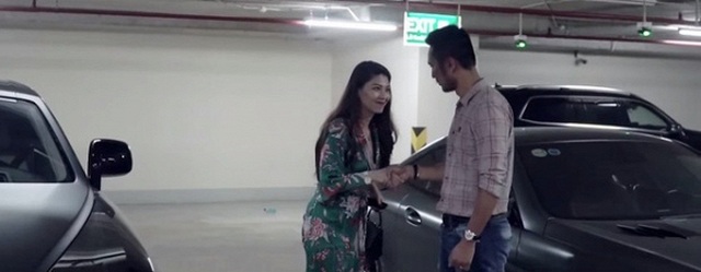 BTV Ngọc Trinh lên tiếng trước tin đồn sở hữu nhiều siêu xe - 1 BTV Ngọc Trinh lên tiếng trước tin đồn sở hữu nhiều siêu xe - 1