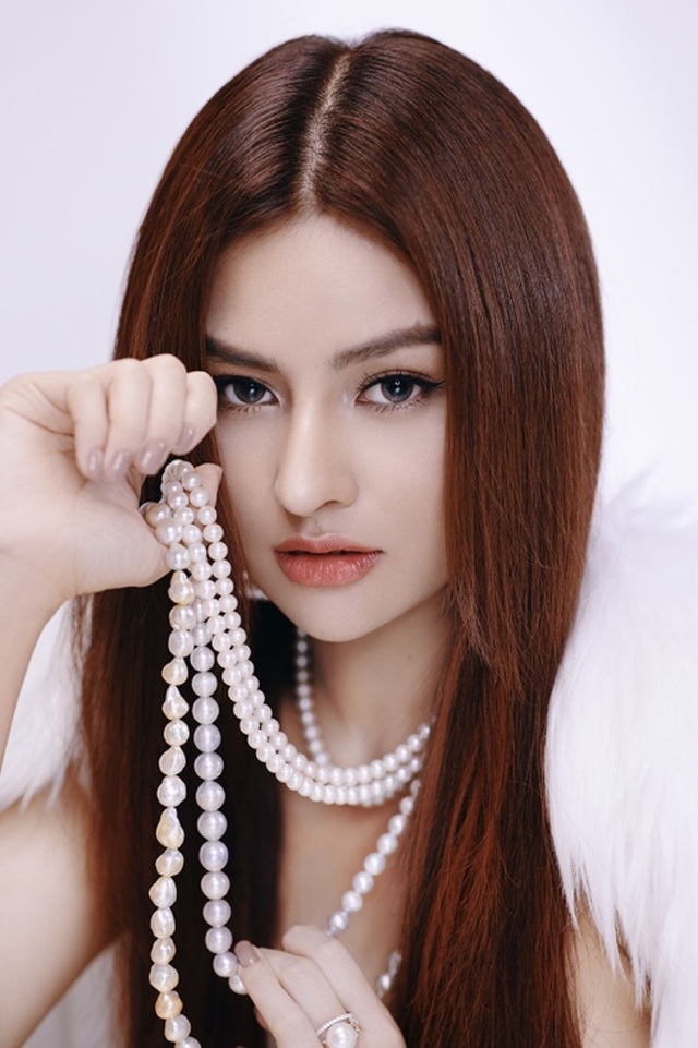 Vũ Thu Phương tuyên bố trở lại với nghệ thuật sau 8 năm vắng bóng - 4 Vũ Thu Phương tuyên bố trở lại với nghệ thuật sau 8 năm vắng bóng - 4