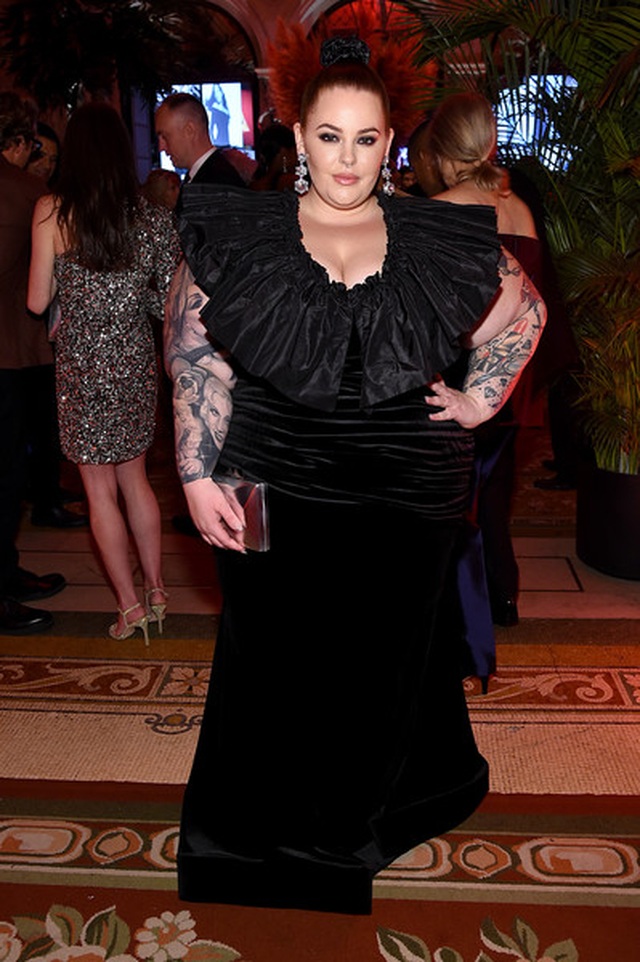 Người mẫu ngoại cỡ Tess Holliday tự tin trình diễn thời trang - 6 Người mẫu ngoại cỡ Tess Holliday tự tin trình diễn thời trang - 6