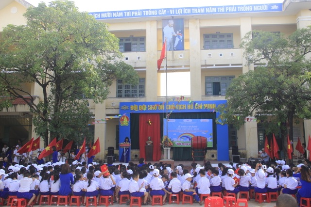 Học sinh Quảng Trị nô nức ngày hội khai trường 1