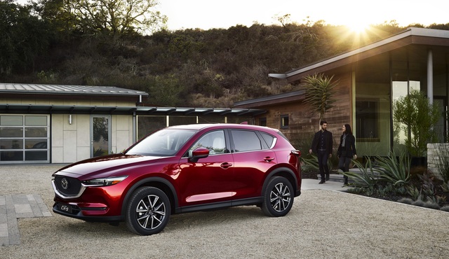 Sở hữu SUV 5 chỗ với gói ưu đãi 100 triệu đồng - 1 Sở hữu SUV 5 chỗ với gói ưu đãi 100 triệu đồng - 1