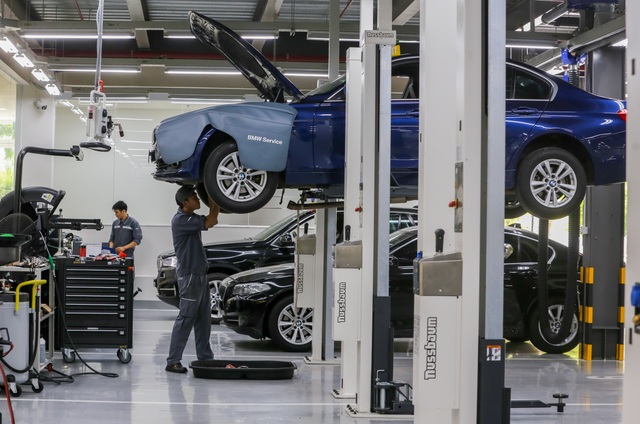Chuyên gia hơn 20 năm kinh nghiệm với BMW sẽ giúp khách hàng chăm sóc xe - 4 Chuyên gia hơn 20 năm kinh nghiệm với BMW sẽ giúp khách hàng chăm sóc xe - 4