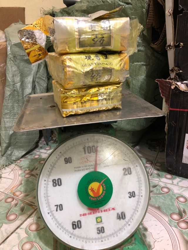 Bắt đối tượng vận chuyển 3kg ma túy đá lấy 30 triệu tiền công - 1 Bắt đối tượng vận chuyển 3kg ma túy đá lấy 30 triệu tiền công - 1