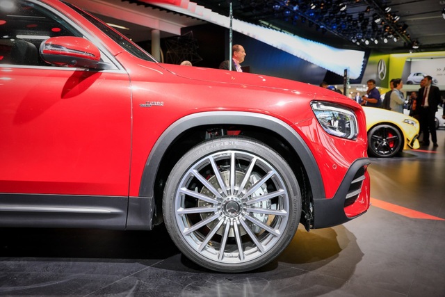 Mercedes-AMG GLB 35 gia nhập phân khúc SUV cỡ nhỏ - 4