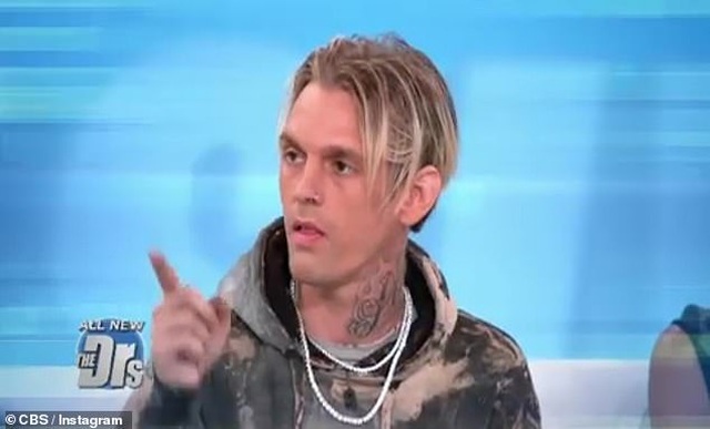 Aaron Carter thừa nhận mắc bệnh tâm thần phân liệt - 2 Aaron Carter thừa nhận mắc bệnh tâm thần phân liệt - 2