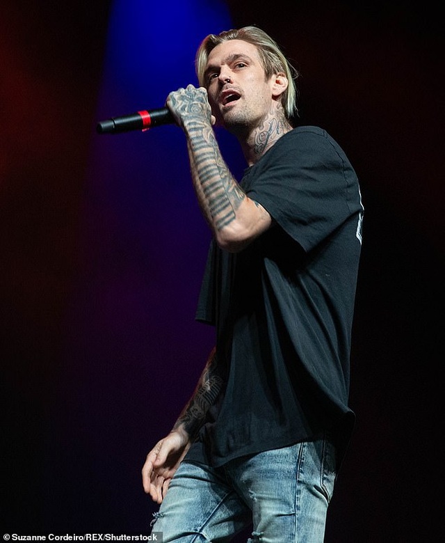 Aaron Carter thừa nhận mắc bệnh tâm thần phân liệt - 5 Aaron Carter thừa nhận mắc bệnh tâm thần phân liệt - 5
