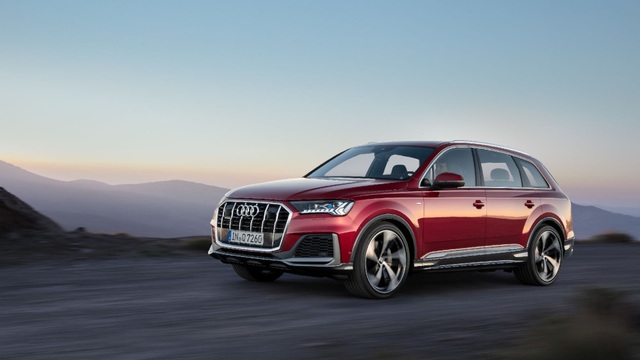 Diện kiến Audi Q7 phiên bản nâng cấp - 1 Diện kiến Audi Q7 phiên bản nâng cấp - 1