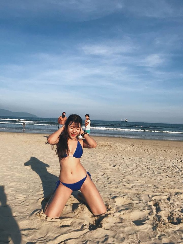 Bạn gái thủ môn Lâm Tây khoe ảnh bikini, chứng minh dáng chuẩn đồng hồ cát - 9