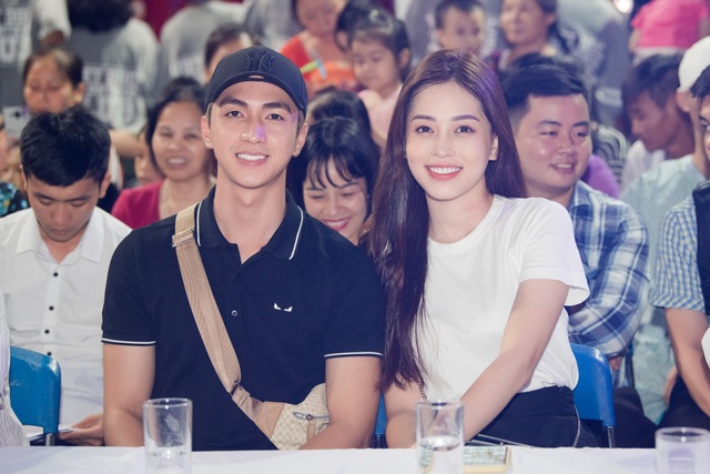 “Cậu mợ” Bình An, Phương Nga đón Trung thu trong bệnh viện - 2 “Cậu mợ” Bình An, Phương Nga đón Trung thu trong bệnh viện - 2