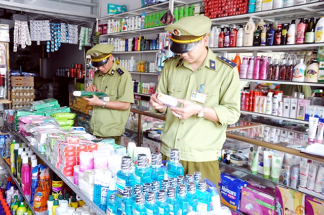 Xử lý nghiêm tội xâm phạm quyền sở hữu công nghiệp - 1 Xử lý nghiêm tội xâm phạm quyền sở hữu công nghiệp - 1