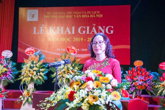 Nữ thủ khoa xinh đẹp ĐH Văn hóa Hà Nội và niềm đam mê đặc biệt với môn Sử - 4 Nữ thủ khoa xinh đẹp ĐH Văn hóa Hà Nội và niềm đam mê đặc biệt với môn Sử - 4