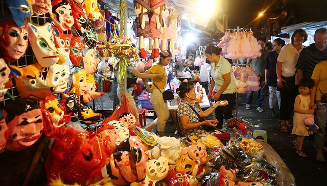 Đi chơi chợ đêm Rằm Trung thu - 12 Đi chơi chợ đêm Rằm Trung thu - 12