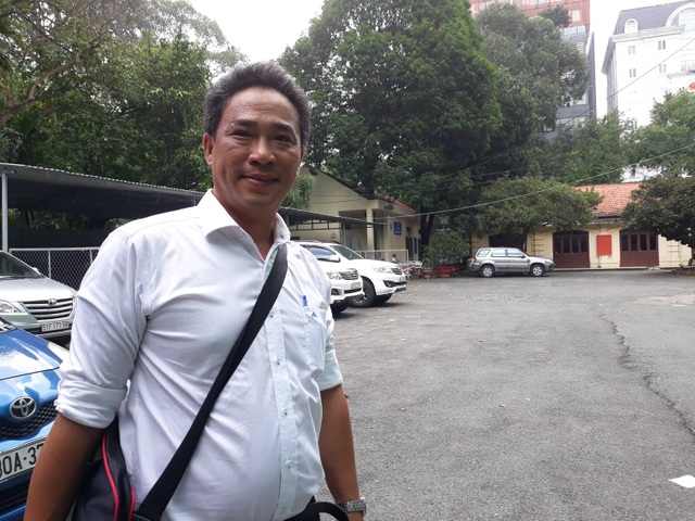Chuyên viên Văn phòng UBND TPHCM thua kiện - 1 Chuyên viên Văn phòng UBND TPHCM thua kiện - 1