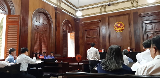 Gần 10 năm vẫn chưa thể xử vụ sai phạm tại ngân hàng liên doanh Việt Nga - 1 Gần 10 năm vẫn chưa thể xử vụ sai phạm tại ngân hàng liên doanh Việt Nga - 1