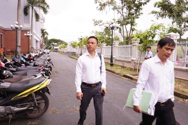 Xử kín vụ án ly hôn của vợ chồng ông chủ cà phê Trung Nguyên - 1 Xử kín vụ án ly hôn của vợ chồng ông chủ cà phê Trung Nguyên - 1