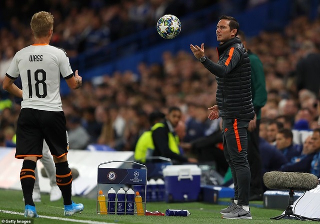 Những khoảnh khắc gây thất vọng của Chelsea trên sân nhà Stamford Bridge - 9 Những khoảnh khắc gây thất vọng của Chelsea trên sân nhà Stamford Bridge - 9