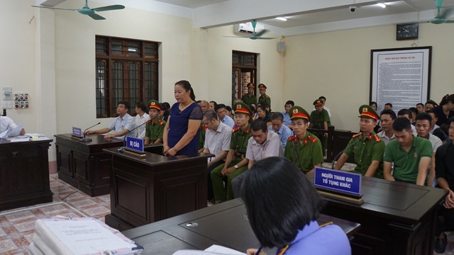 122 người liên quan vắng mặt trong phiên xử vụ gian lận điểm thi ở Hà Giang - 3 122 người liên quan vắng mặt trong phiên xử vụ gian lận điểm thi ở Hà Giang - 3