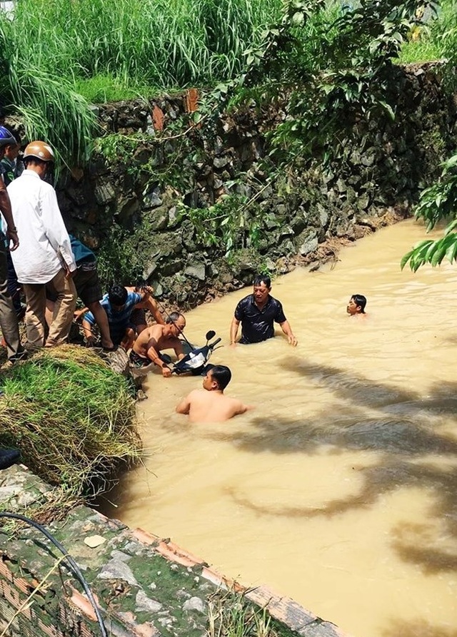 Đồng Nai: Nhiều nơi ngập sâu, một người bị nước lũ cuốn tử vong - 3 Đồng Nai: Nhiều nơi ngập sâu, một người bị nước lũ cuốn tử vong - 3