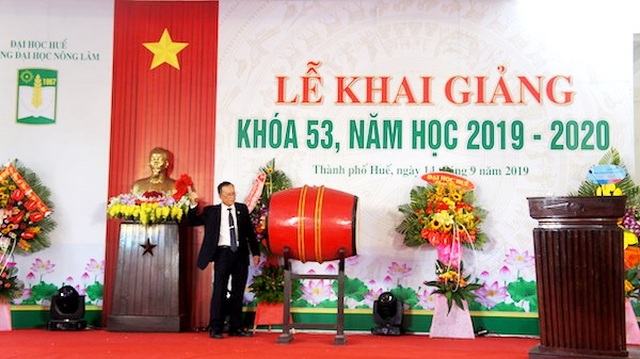 Vui tươi, sôi động không khí đón tân SV ở 6 trường đại học tại Huế - 7 Vui tươi, sôi động không khí đón tân SV ở 6 trường đại học tại Huế - 7