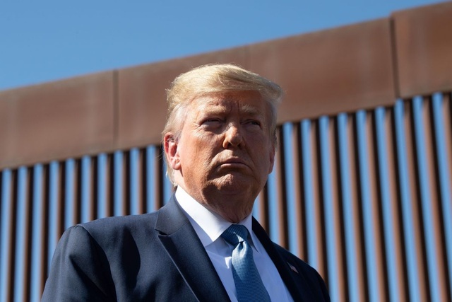 Ông Trump tính cắt thêm 3,6 tỷ USD tiền quốc phòng sang xây tường biên giới - 1 Ông Trump tính cắt thêm 3,6 tỷ USD tiền quốc phòng sang xây tường biên giới - 1