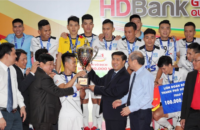 Giải futsal HDBank Vô địch quốc gia ngày càng hấp dẫn - 4 Giải futsal HDBank Vô địch quốc gia ngày càng hấp dẫn - 4