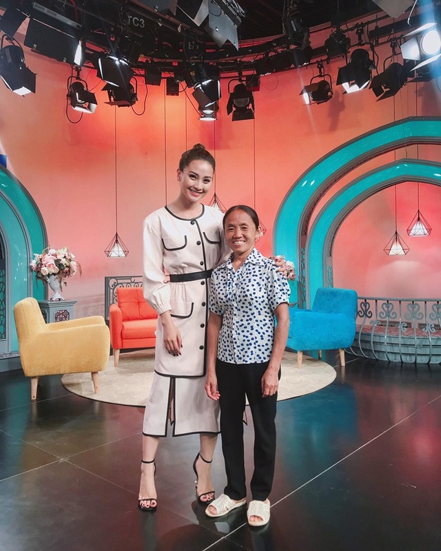 MC “Mù Tạt” kể kí ức xúc động 5 năm lên sóng VTV, tưởng “hết duyên“ vì biến cố - 1 MC “Mù Tạt” kể kí ức xúc động 5 năm lên sóng VTV, tưởng “hết duyên“ vì biến cố - 1
